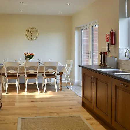 Pasture House * Hunmanby